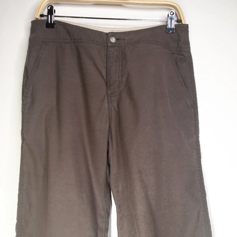 The North Face Size 8 Brown Pants
